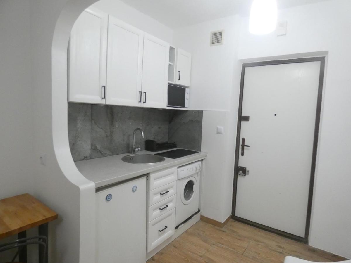 Ator Apartament Варшава Екстериор снимка