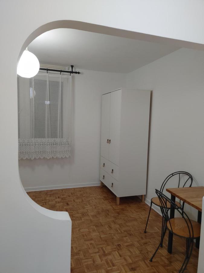 Ator Apartament Варшава Екстериор снимка