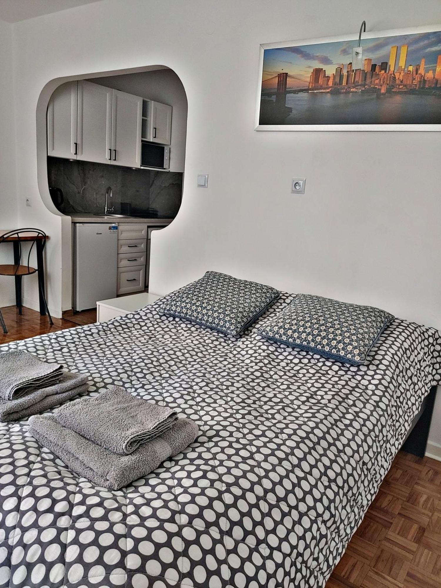 Ator Apartament Варшава Екстериор снимка